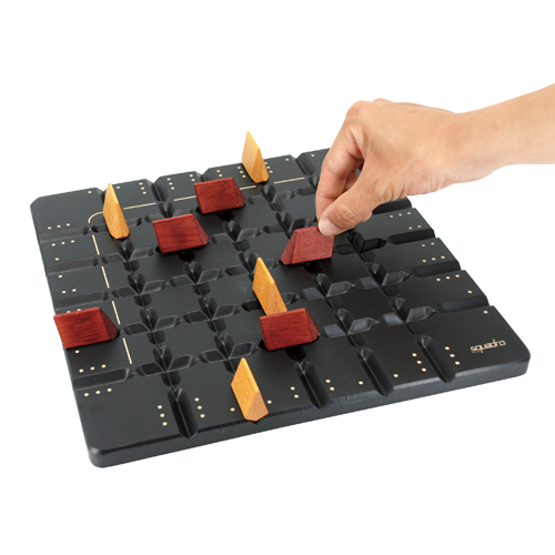スクアドロ Gigamic PLAY Department Store