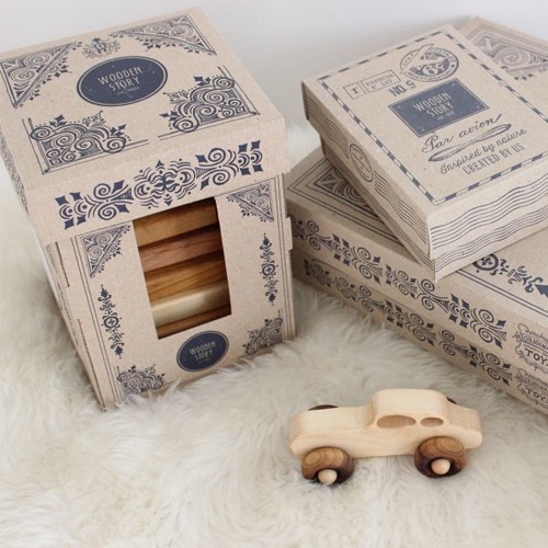 ナチュラル・ピラミッド Wooden Story PLAY Department Store